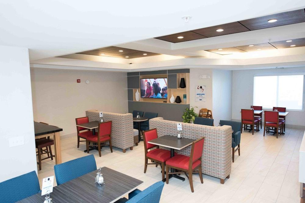 Holiday Inn Express Hotel & Suites West Coxsackie By Ihg Exterior photo