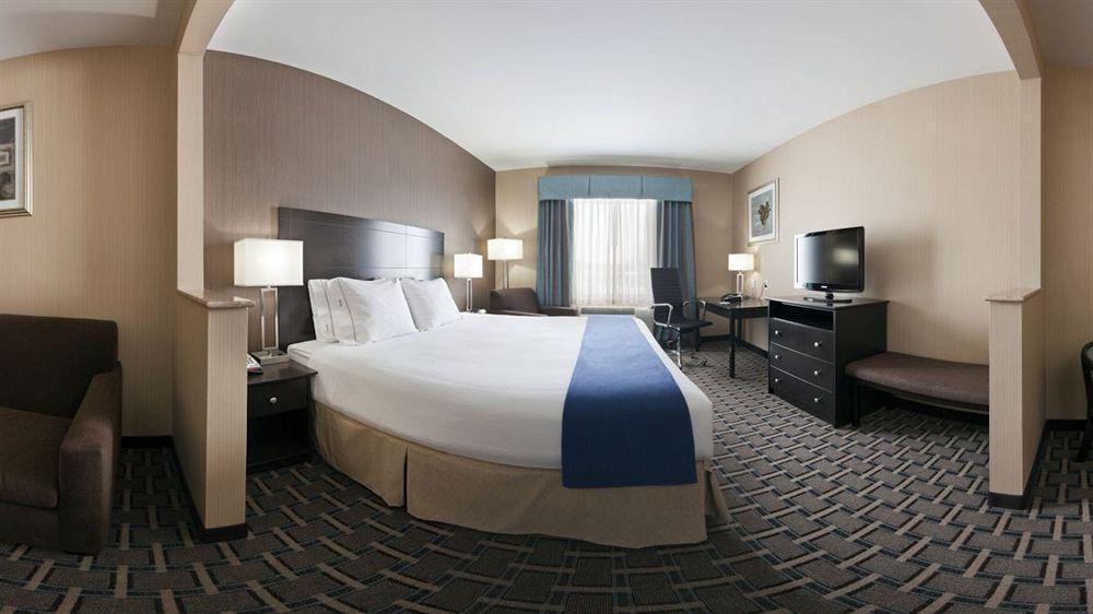 Holiday Inn Express Hotel & Suites West Coxsackie By Ihg Exterior photo