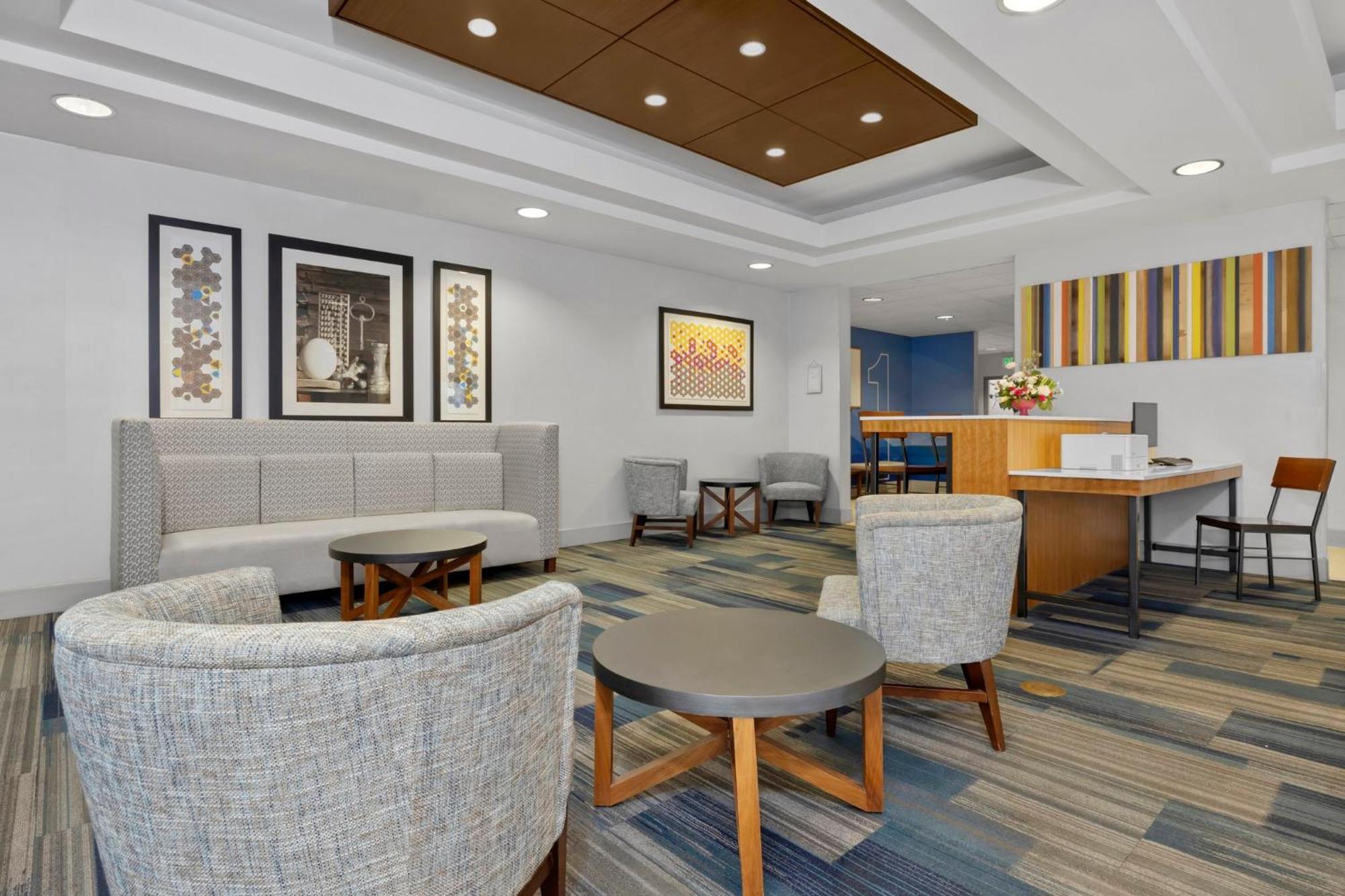 Holiday Inn Express Hotel & Suites West Coxsackie By Ihg Exterior photo